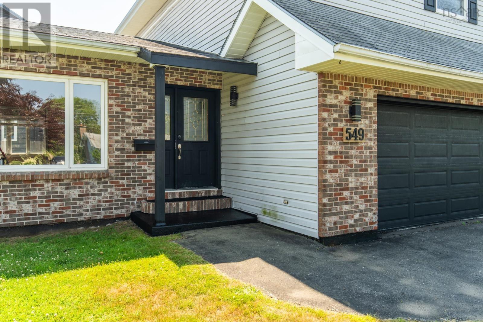 549 Brunswick Street - 3