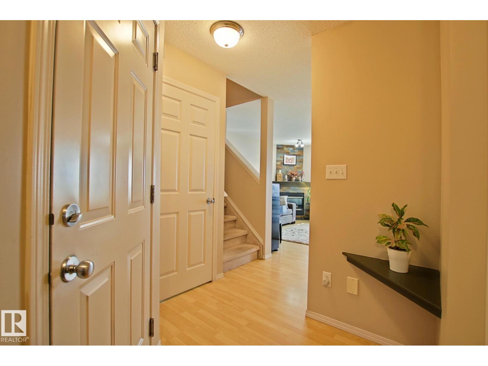 #42 4350 23 ST NW - 3
