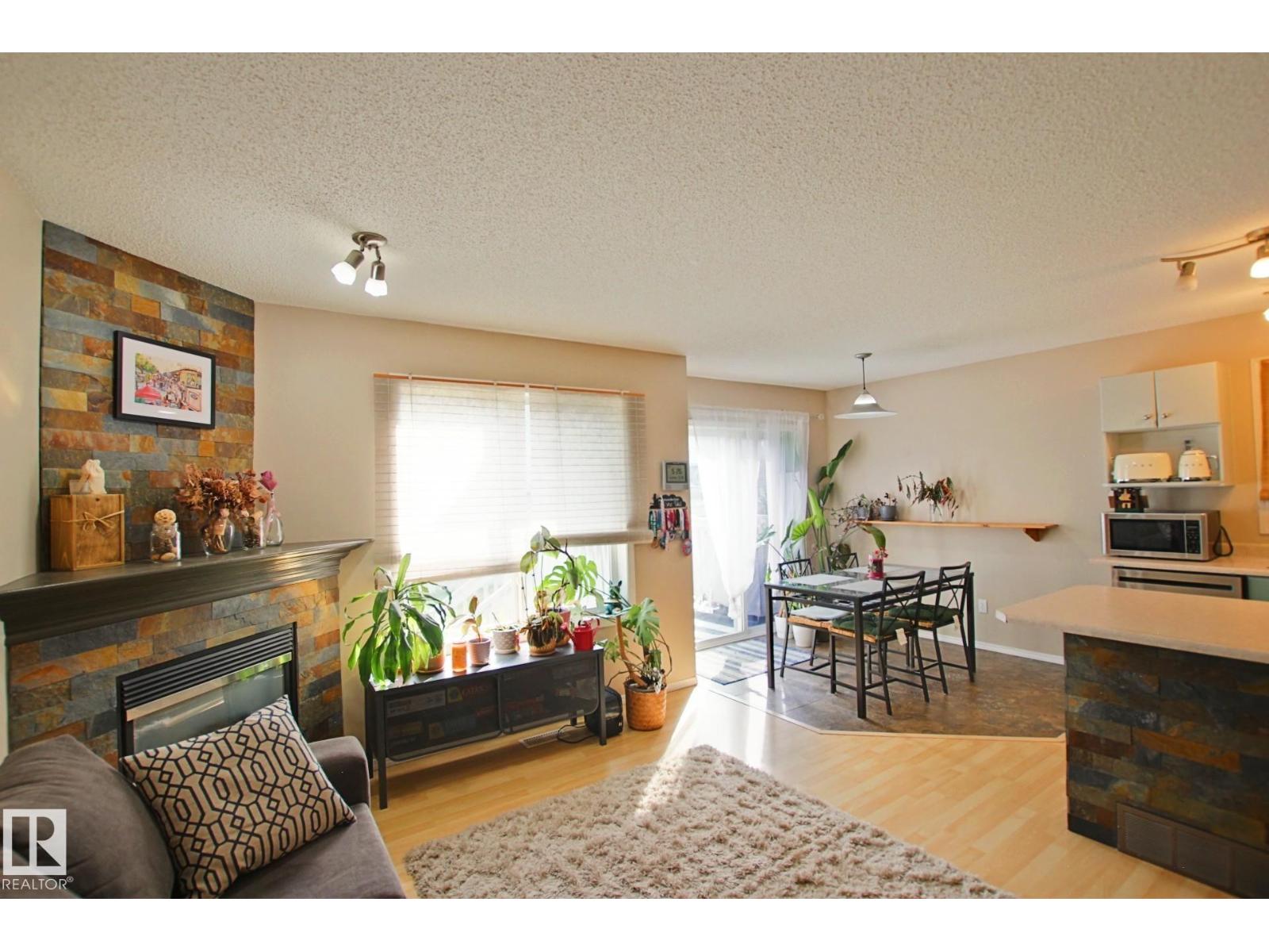 #42 4350 23 ST NW - Image 6