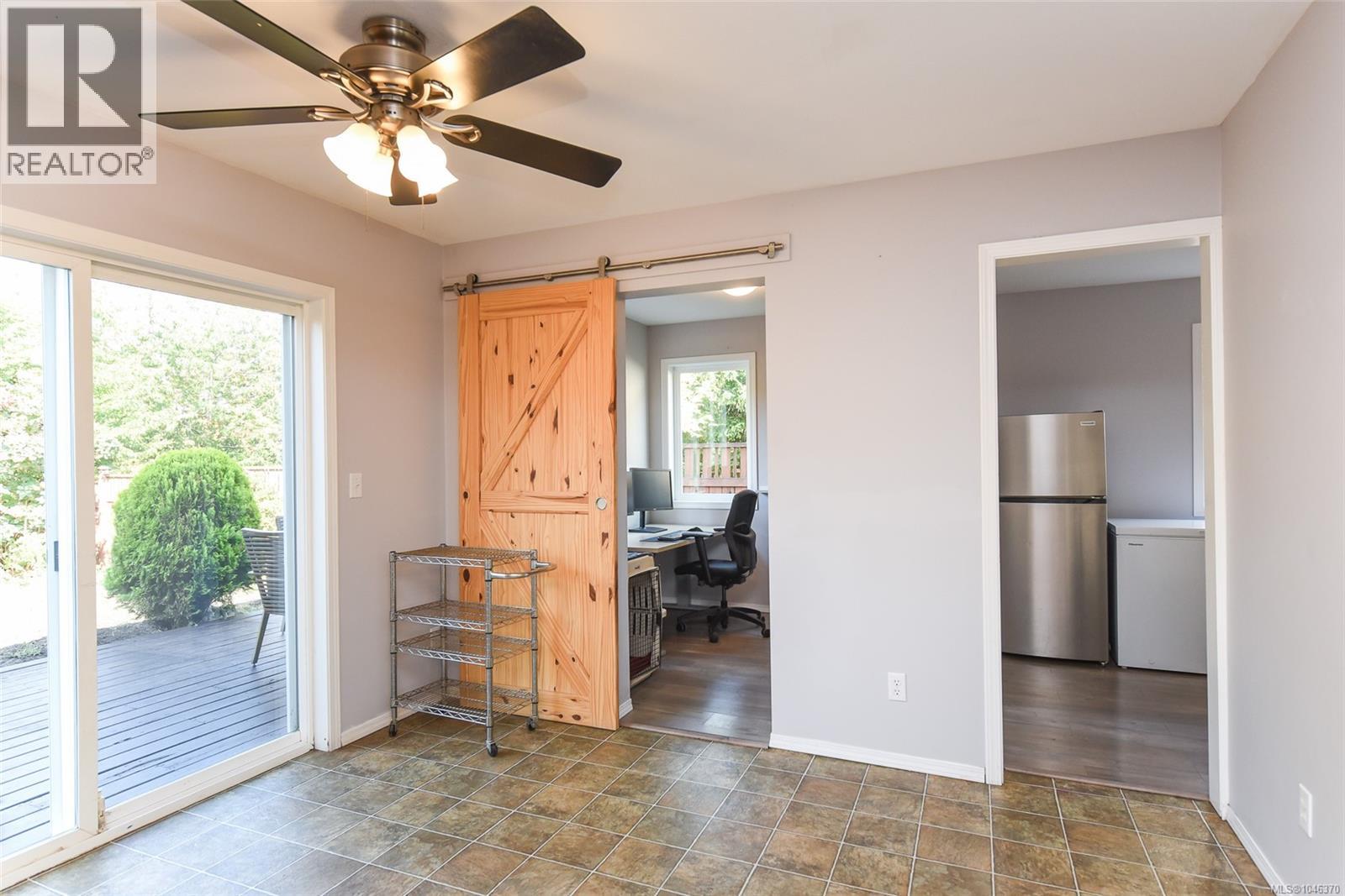 1272 Crown Pl - 10
