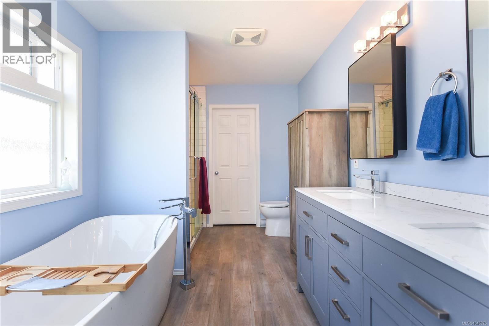 1272 Crown Pl - Image 14