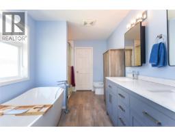 Bathroom - 1272 Crown Pl, Comox, BC V9M4G9 Photo 14