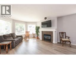 Entrance - 1272 Crown Pl, Comox, BC V9M4G9 Photo 8