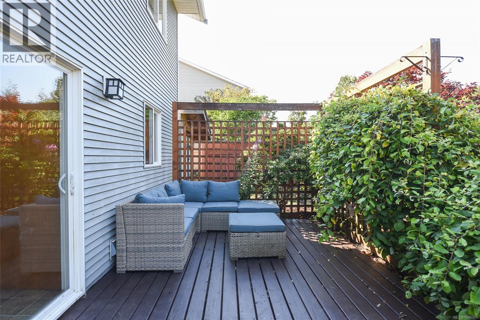 1272 Crown Pl - 38