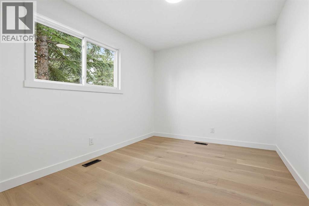 5439 Dalrymple Crescent NW - Image 27