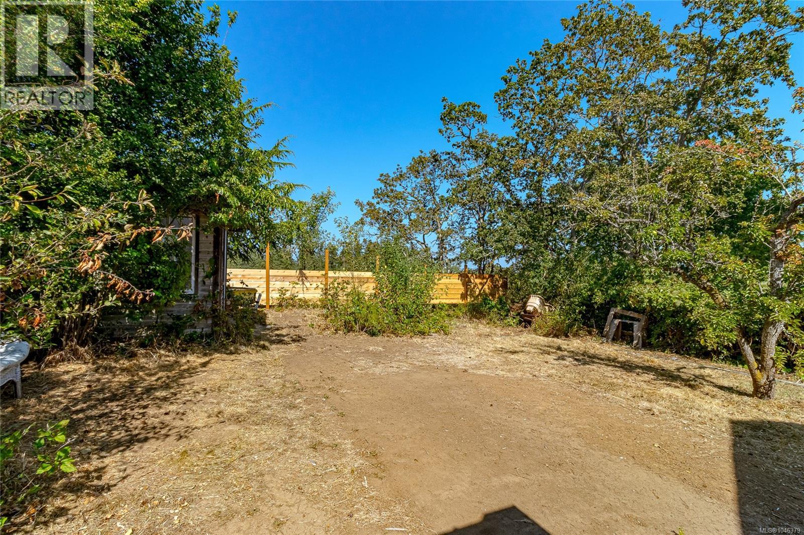  508 Davida Avenue, Saanich