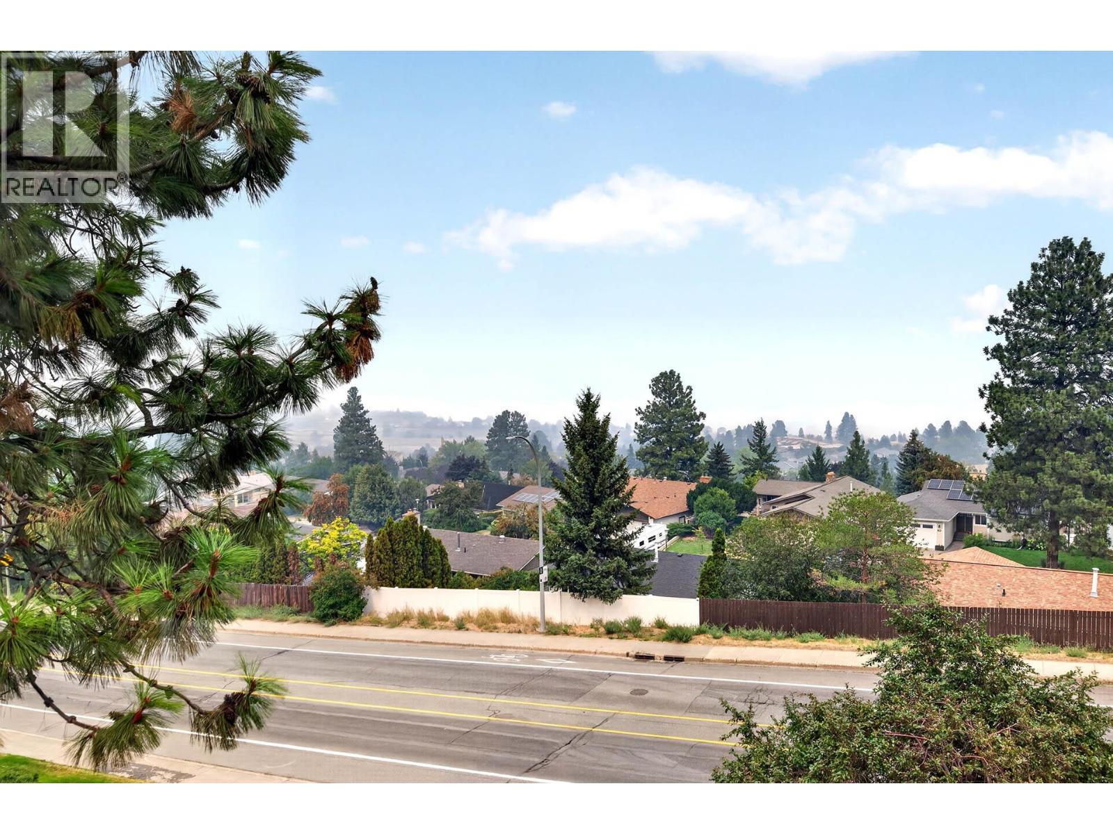 #6 1750 SUMMIT Drive - 18