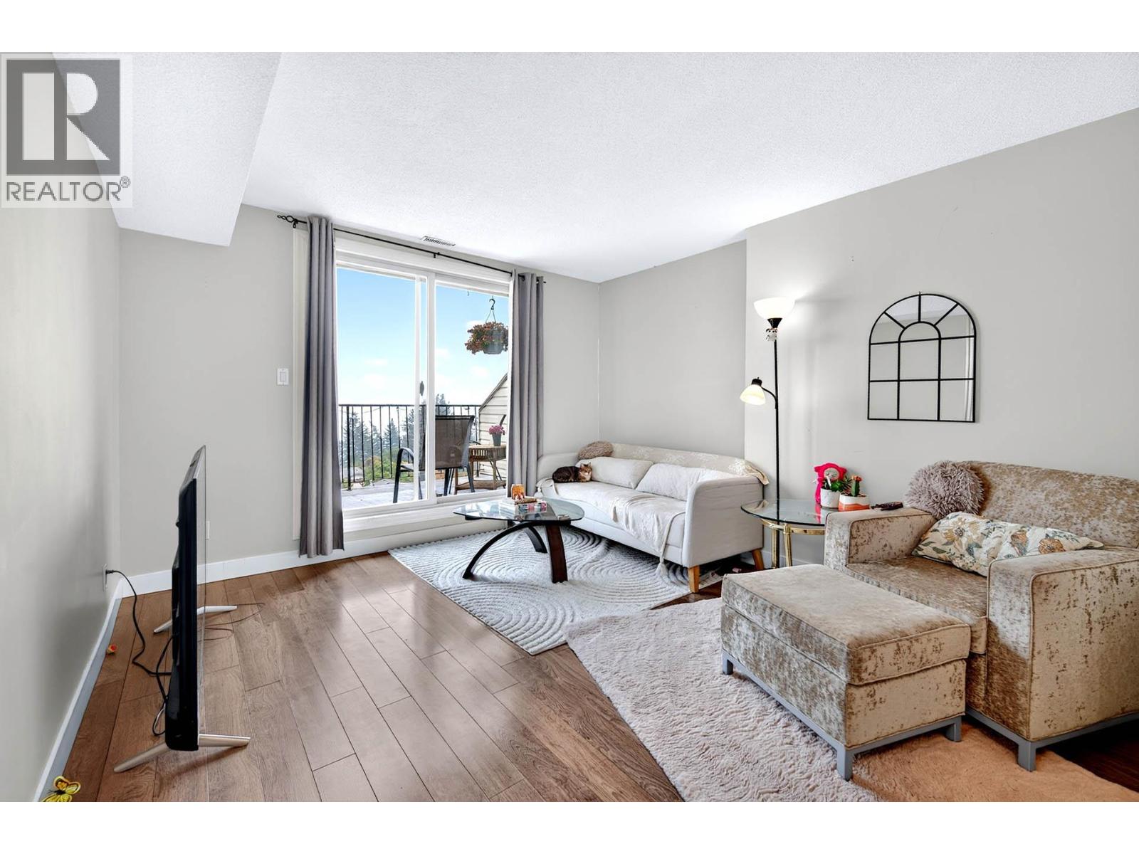 1750 SUMMIT Drive Unit# 6, Kamloops — photo 3