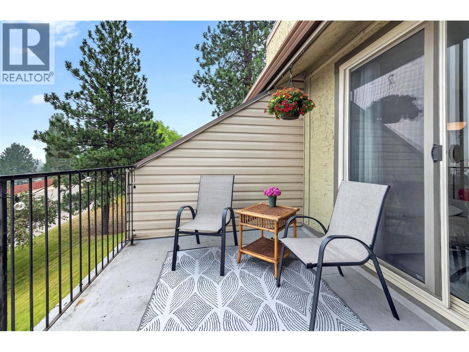 #6 1750 SUMMIT Drive - 17