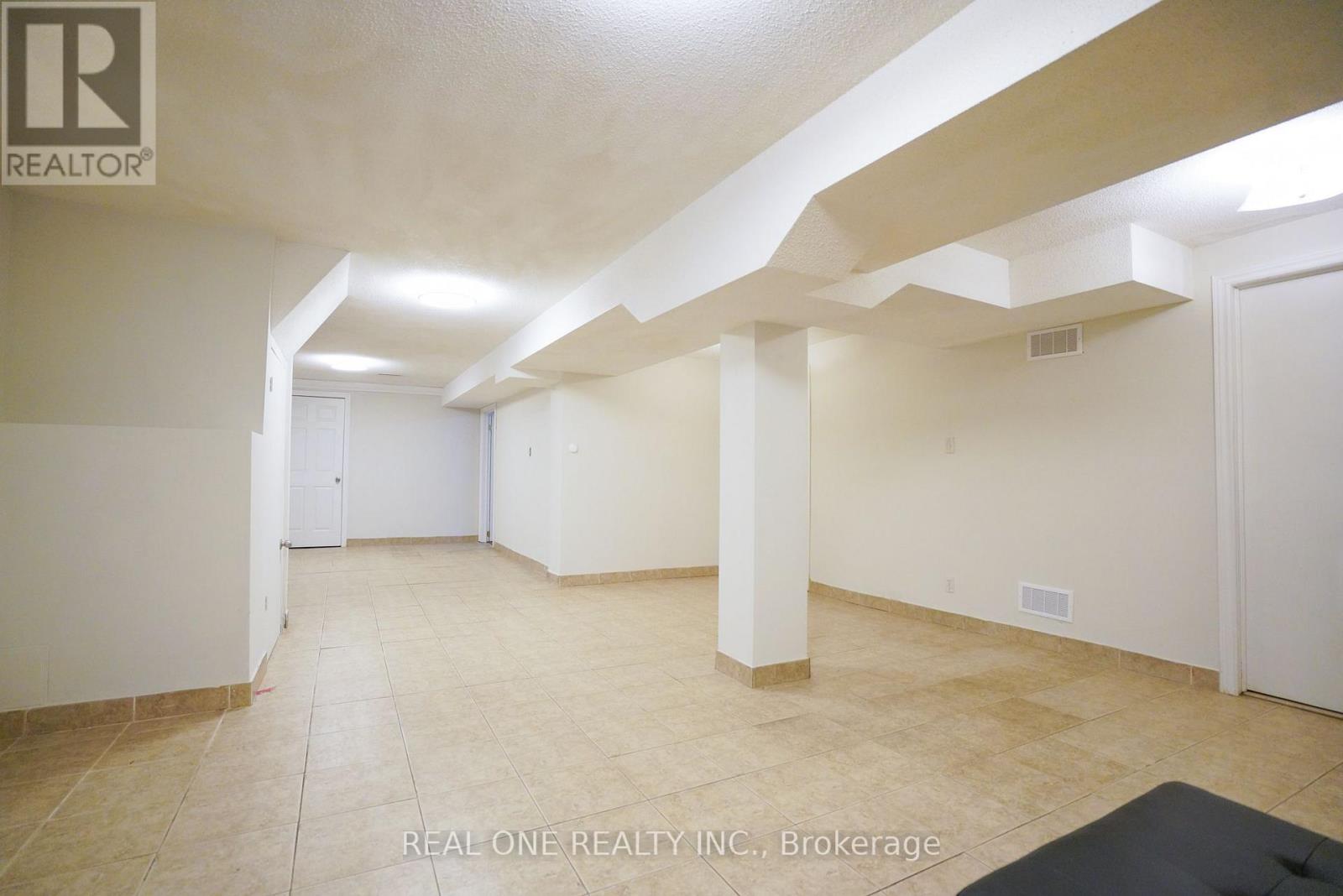 476 BUD GREGORY BOULEVARD - 24