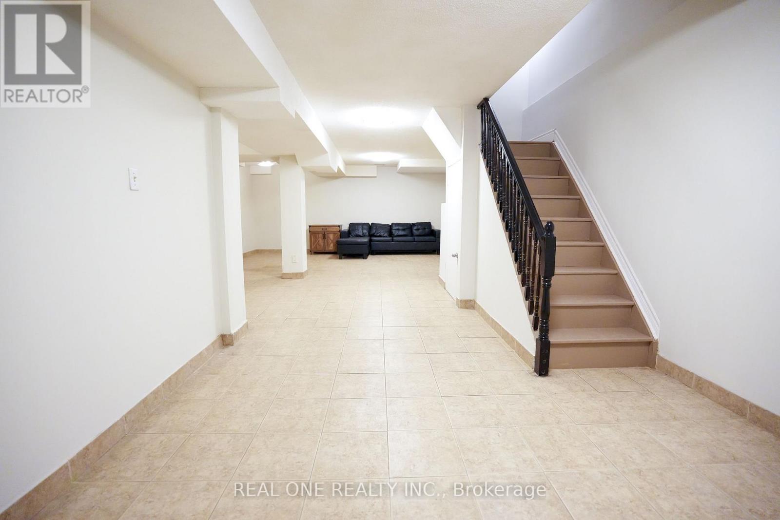 476 BUD GREGORY BOULEVARD - 27