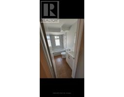 A - 88 Uxbridge Avenue, Toronto, ON M6N2Y2 Photo 8