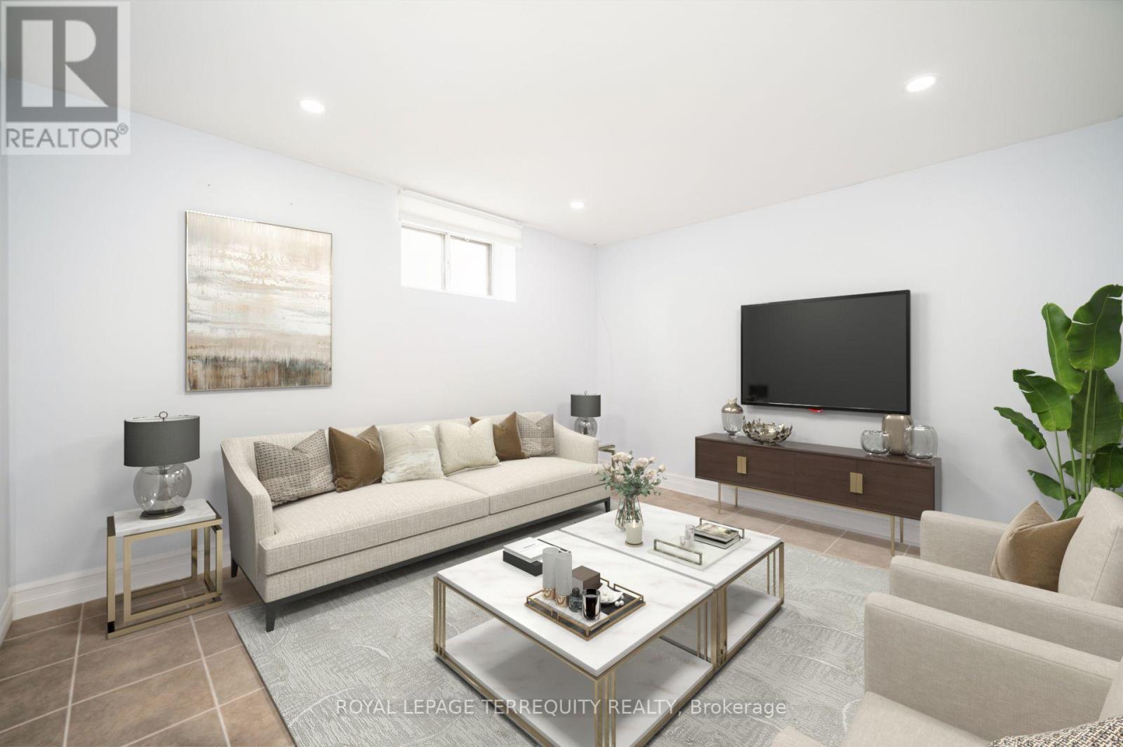 19 BATTERSEA CRESCENT - 22