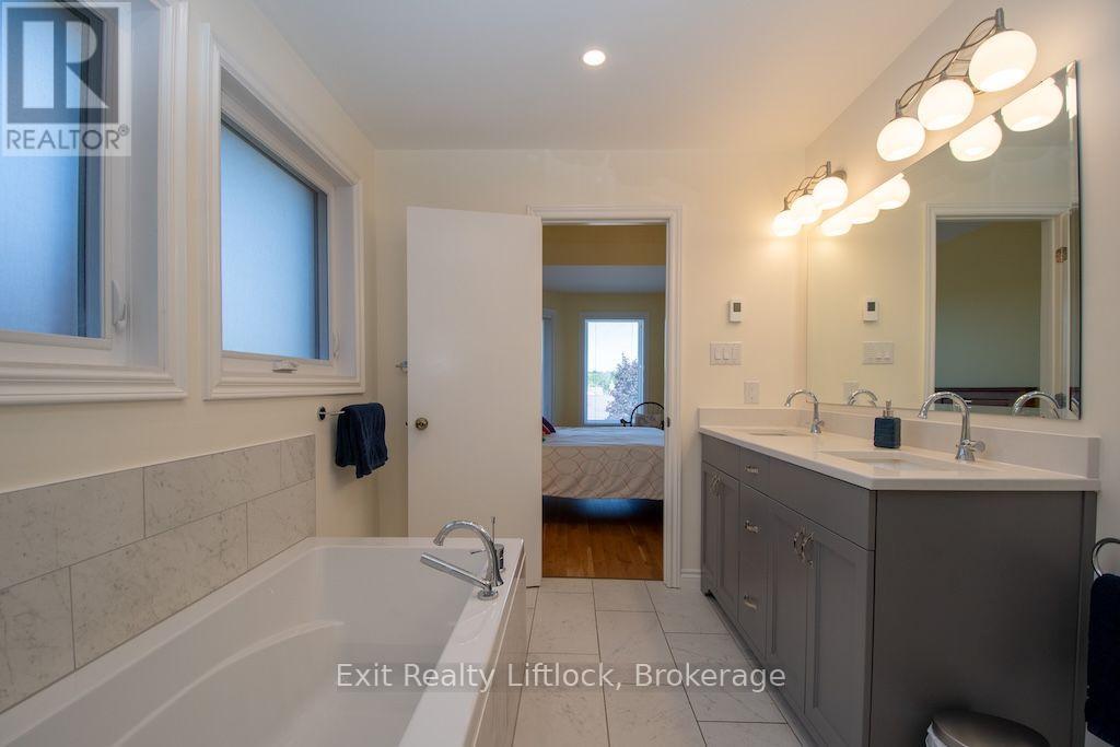 3133 FRANCES STEWART ROAD - 19