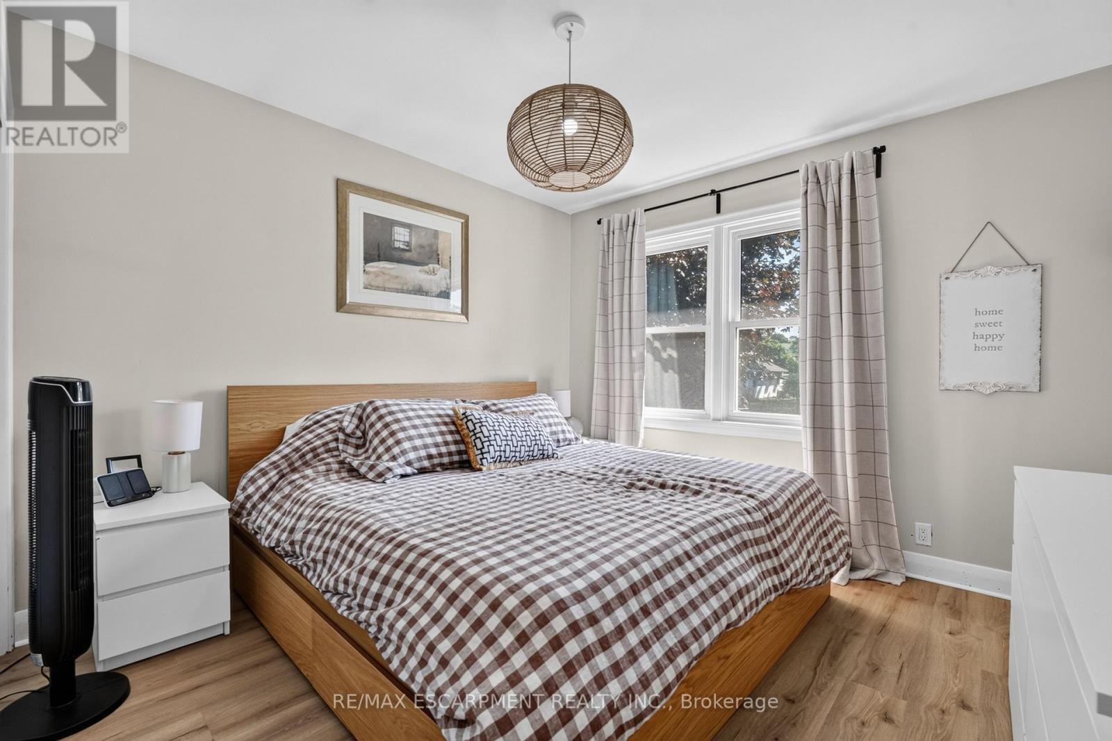 158 HOMEWOOD AVENUE - 19