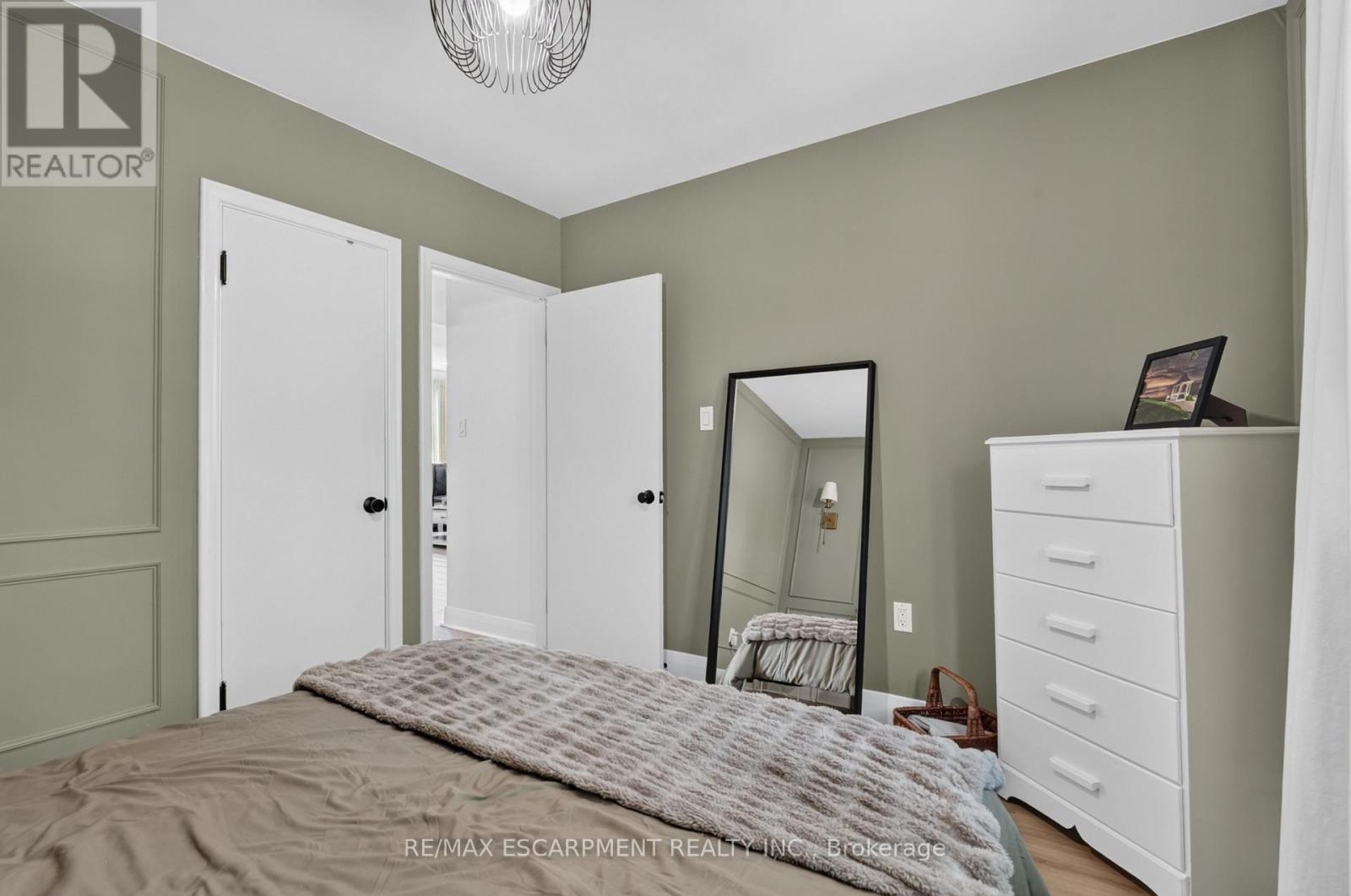 158 HOMEWOOD AVENUE - 24