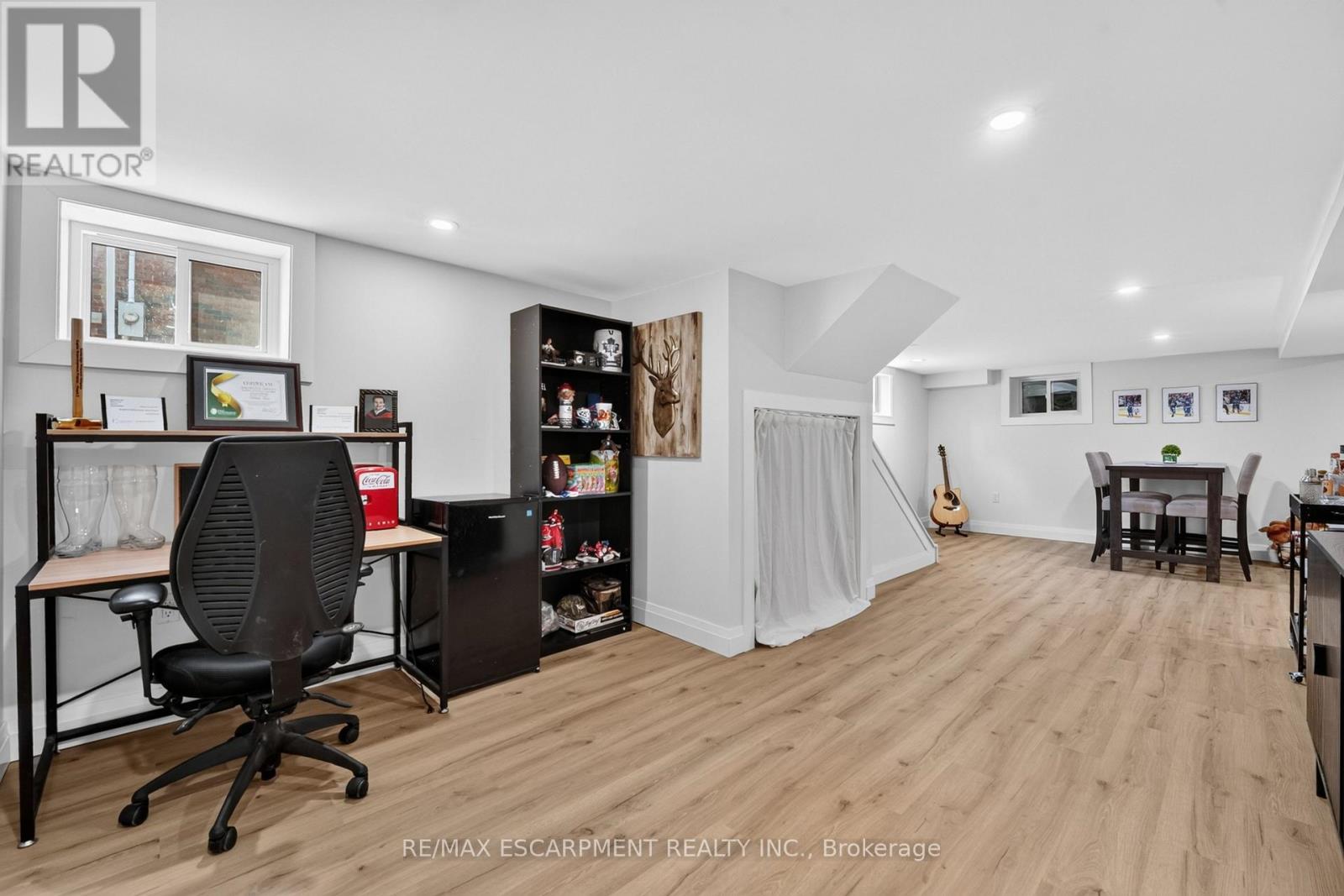 158 HOMEWOOD AVENUE - 34