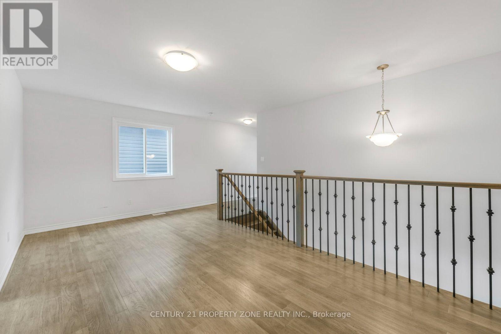 35 CAROLINE STREET - 31