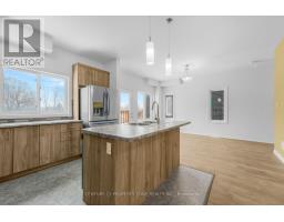 35 Caroline Street, Welland, ON L3B0J8 Photo 11
