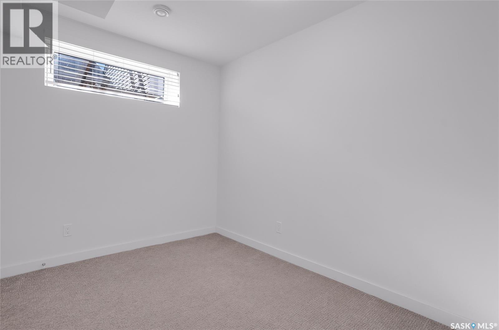 #404 Underhill ROAD - Image 35