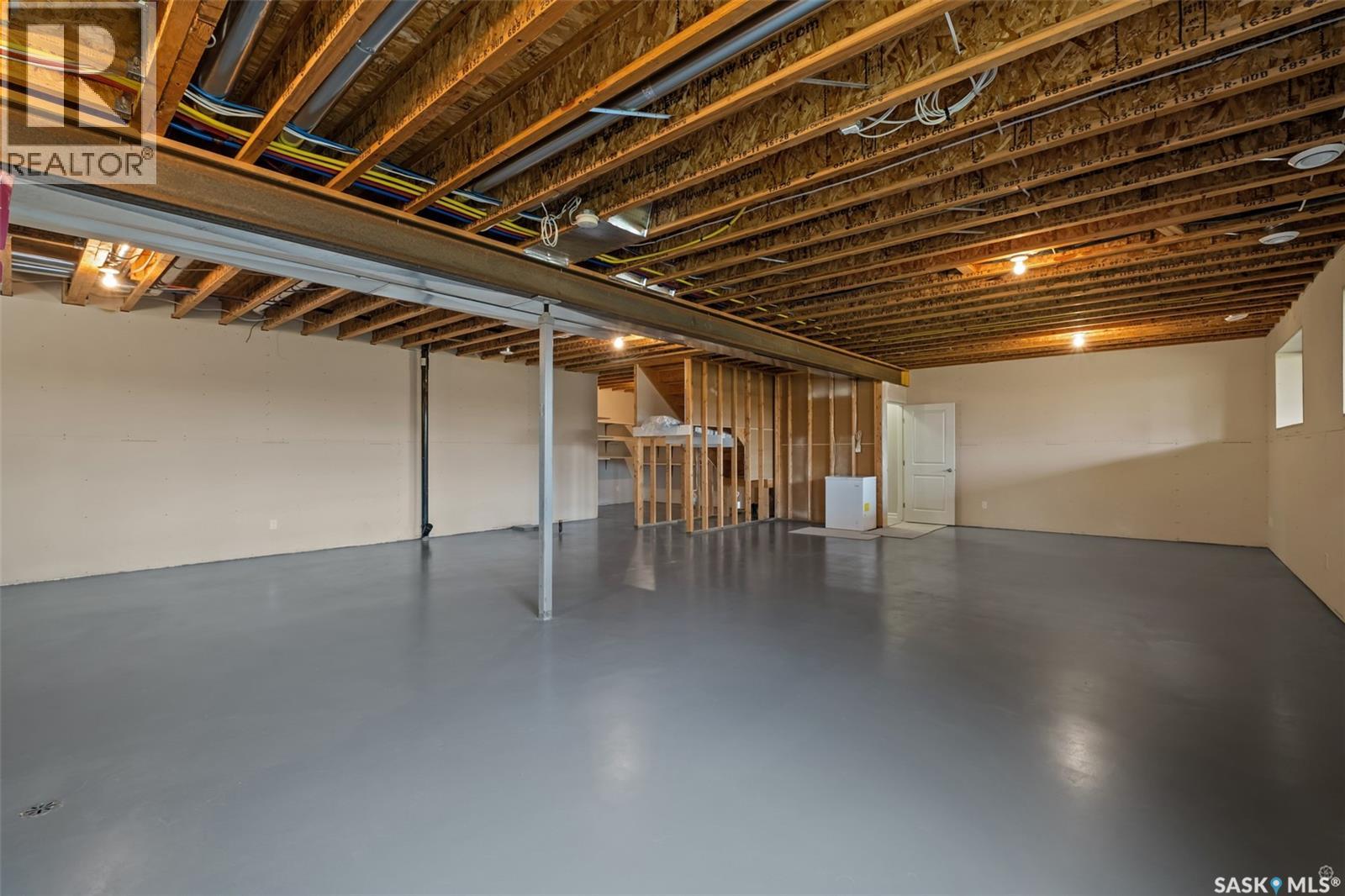 #15 2805 Lakeview DRIVE - 22