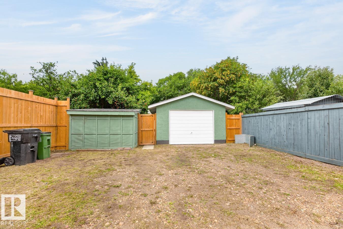 6807 101A AV NW - Image 43