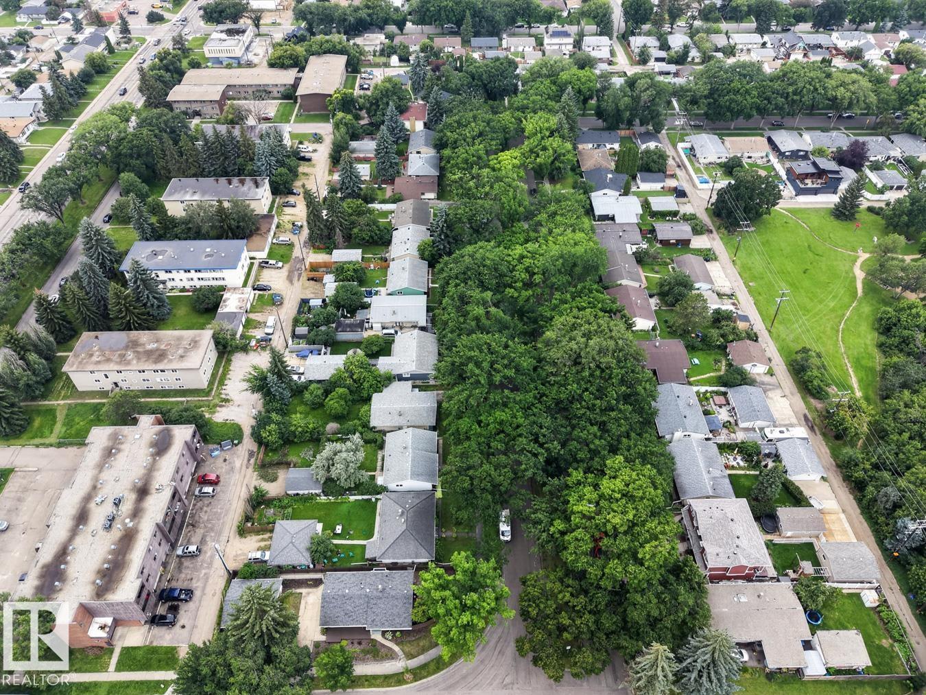 6807 101A AV NW - 52