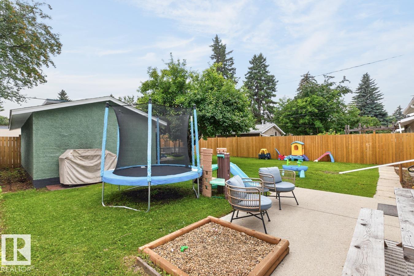 6807 101A AV NW - Image 42