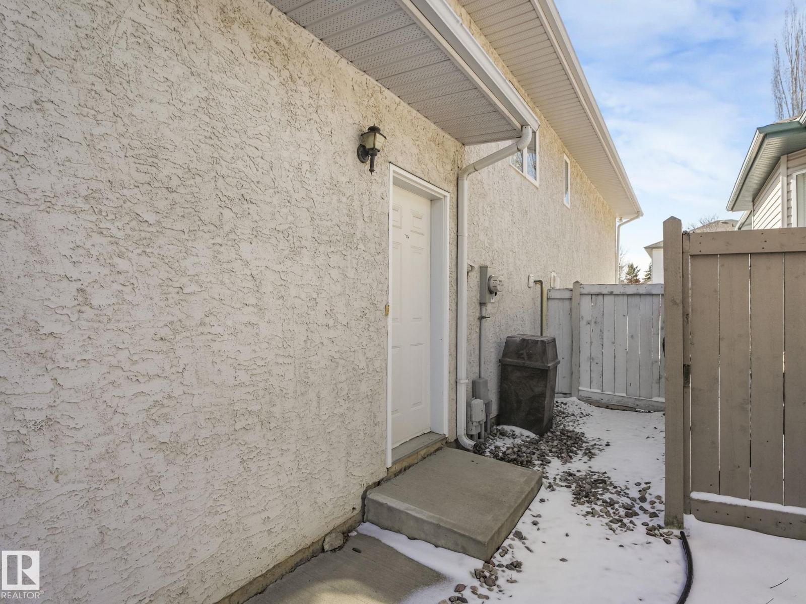 1054 ORMSBY CR NW - 66