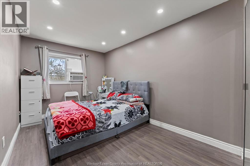 #119 1858 EASTGATE ESTATES - 18
