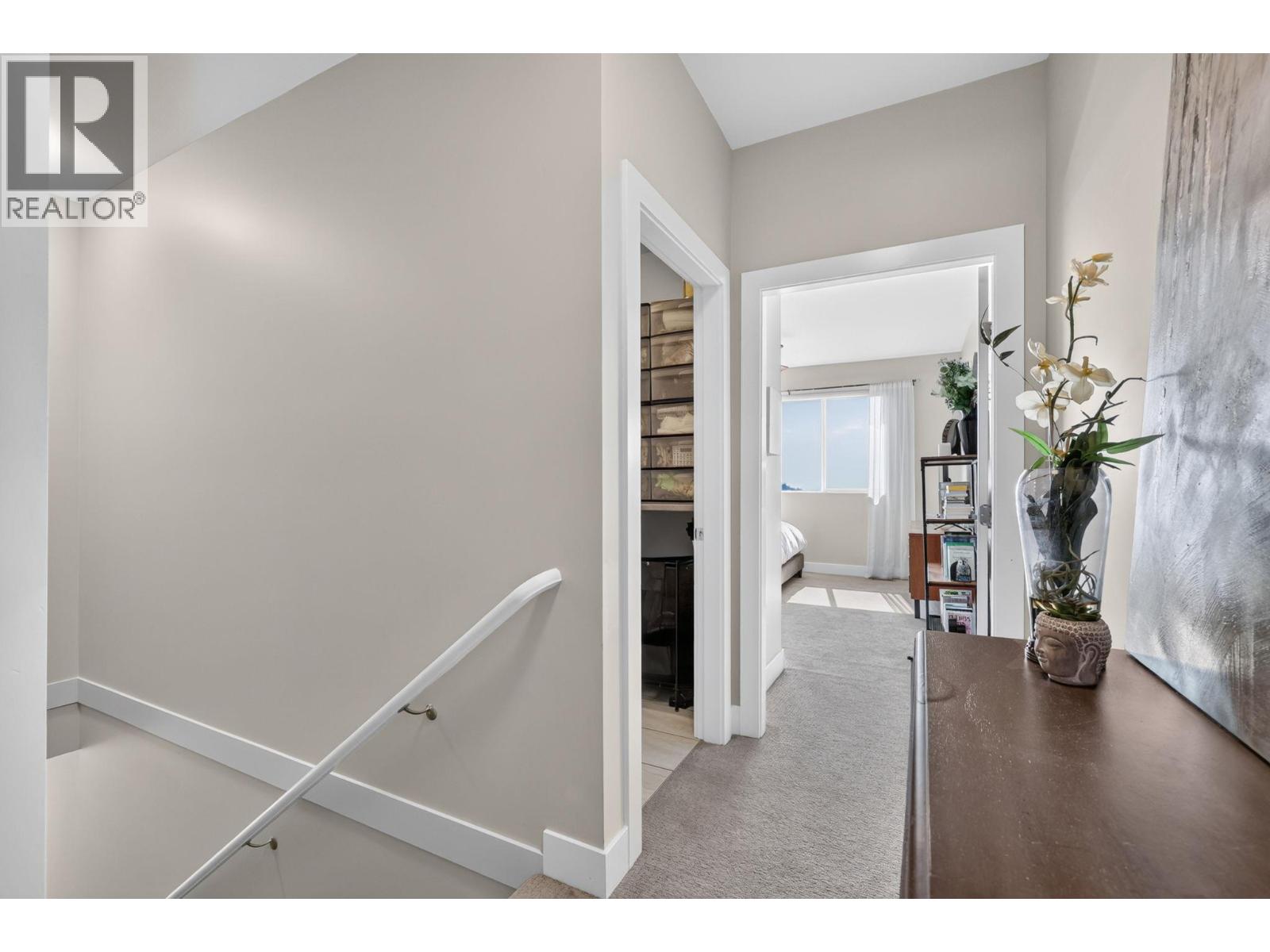  2359 Hawks Boulevard, West Kelowna