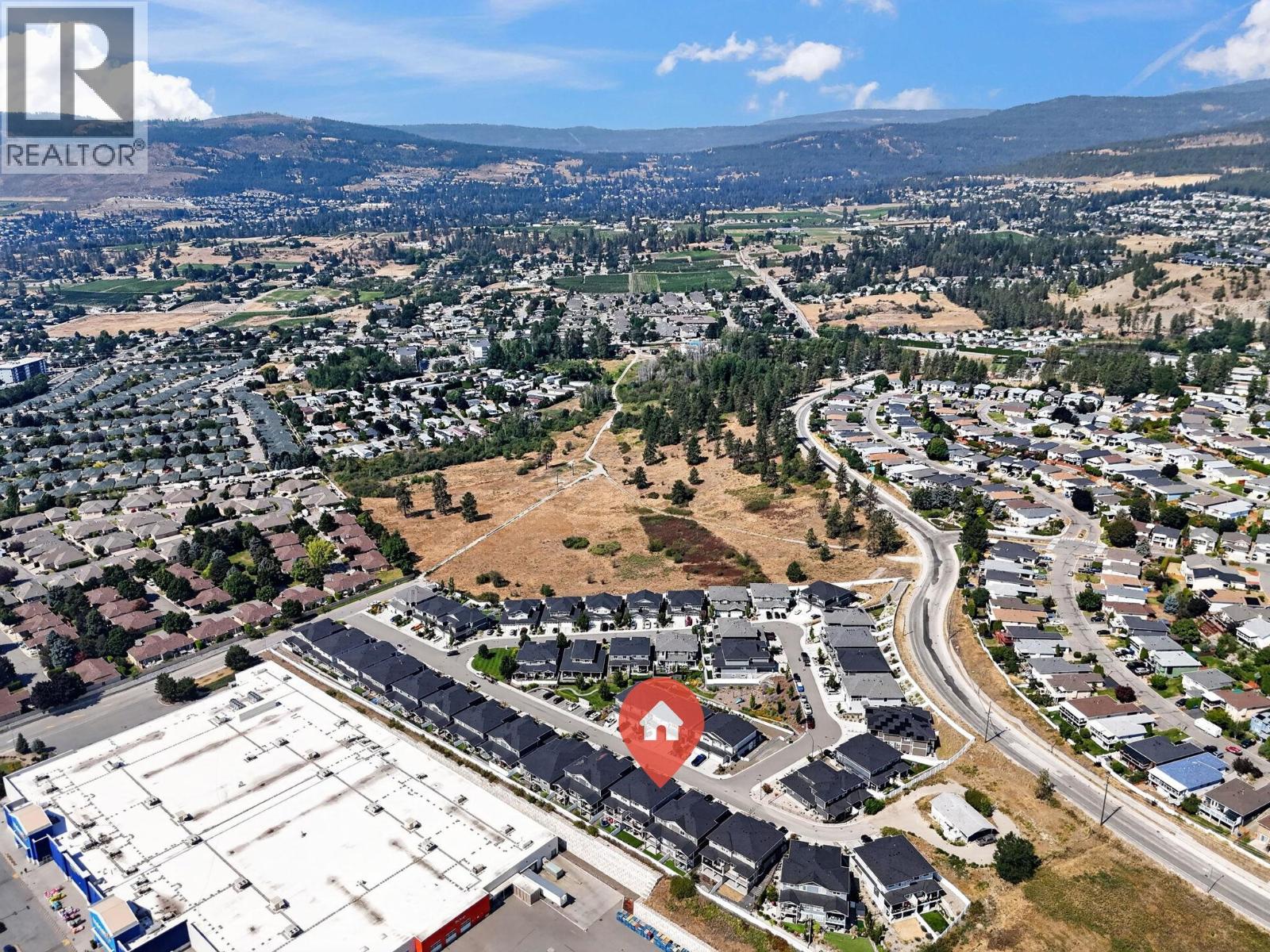  2359 Hawks Boulevard, West Kelowna