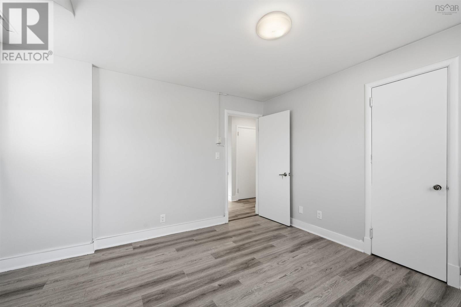 56 Whitman Court - 26