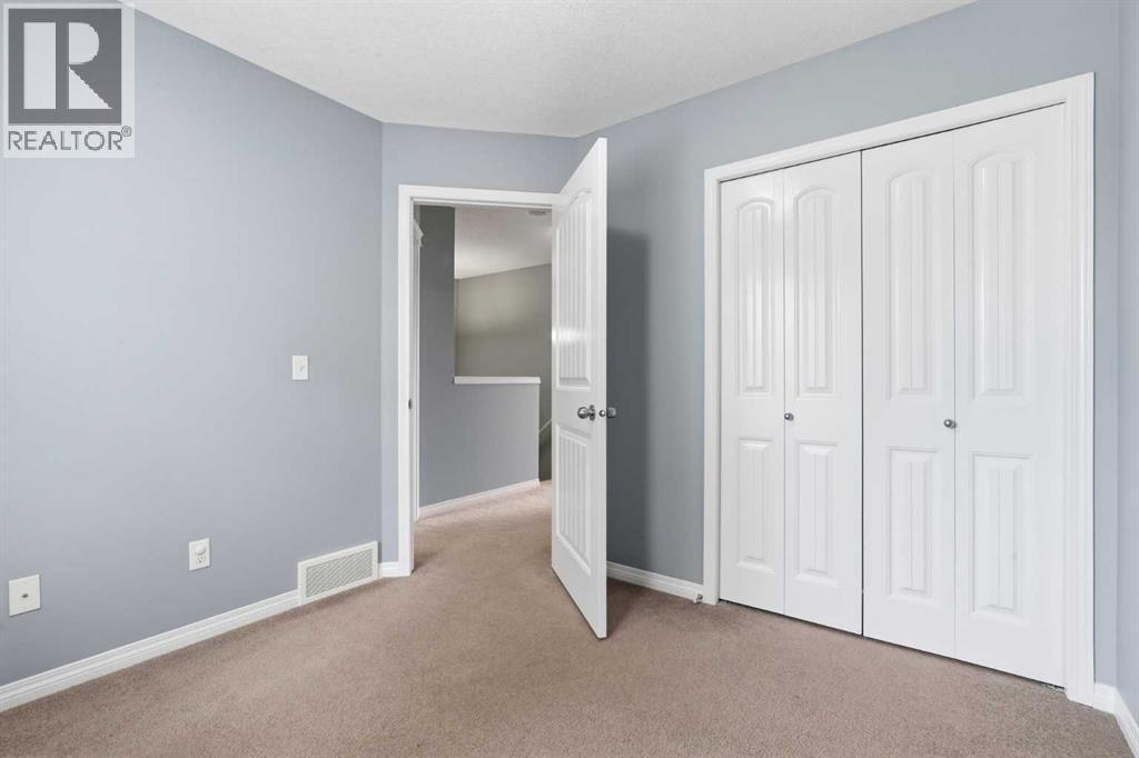149 Prestwick Villas SE - 17