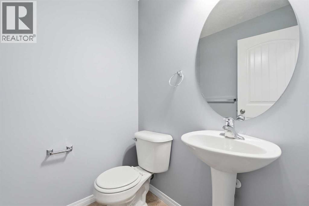 149 Prestwick Villas SE - 19
