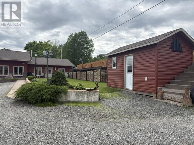 663 Highway 556 - 40