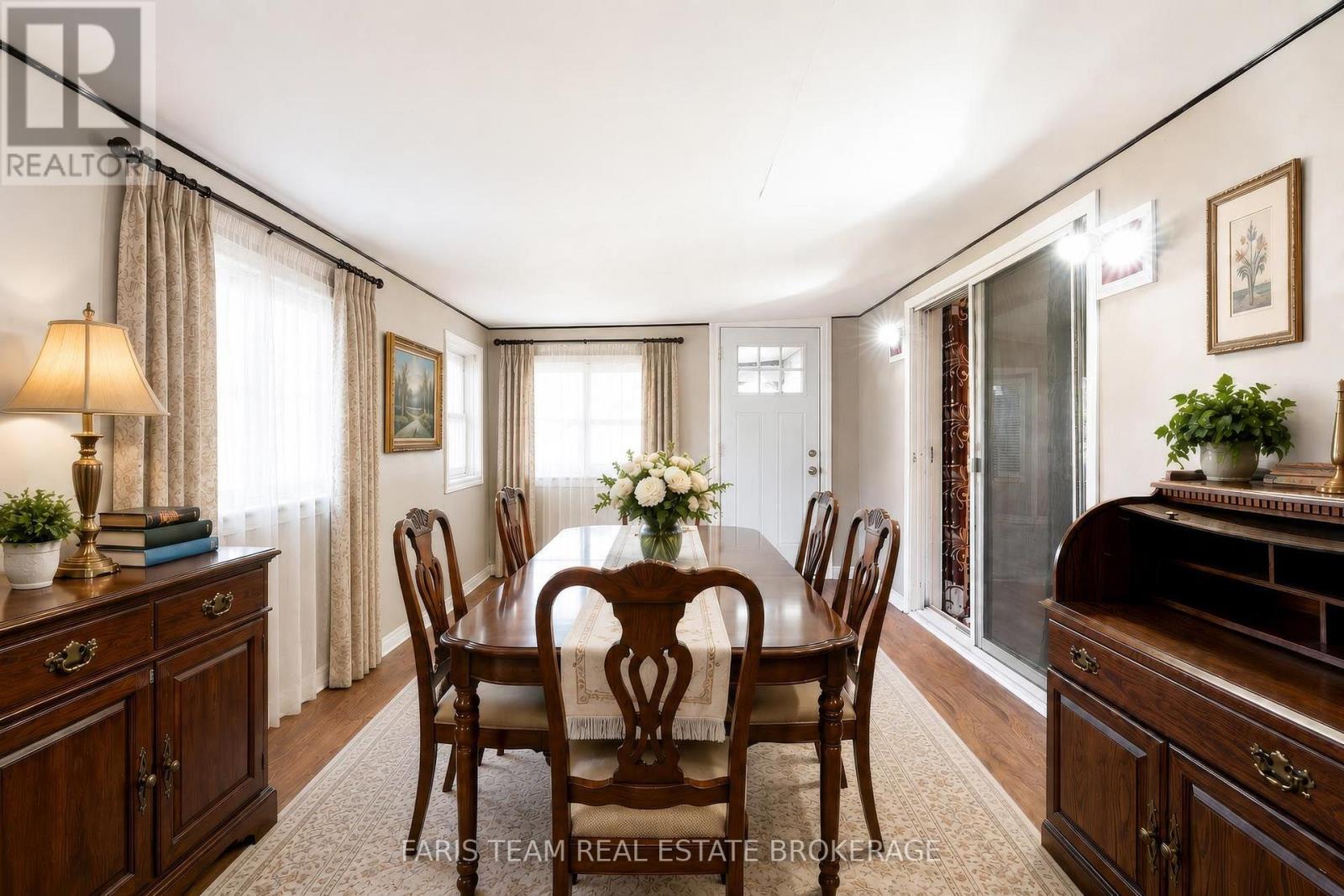 13 SUNRISE CIRCLE - Image 11