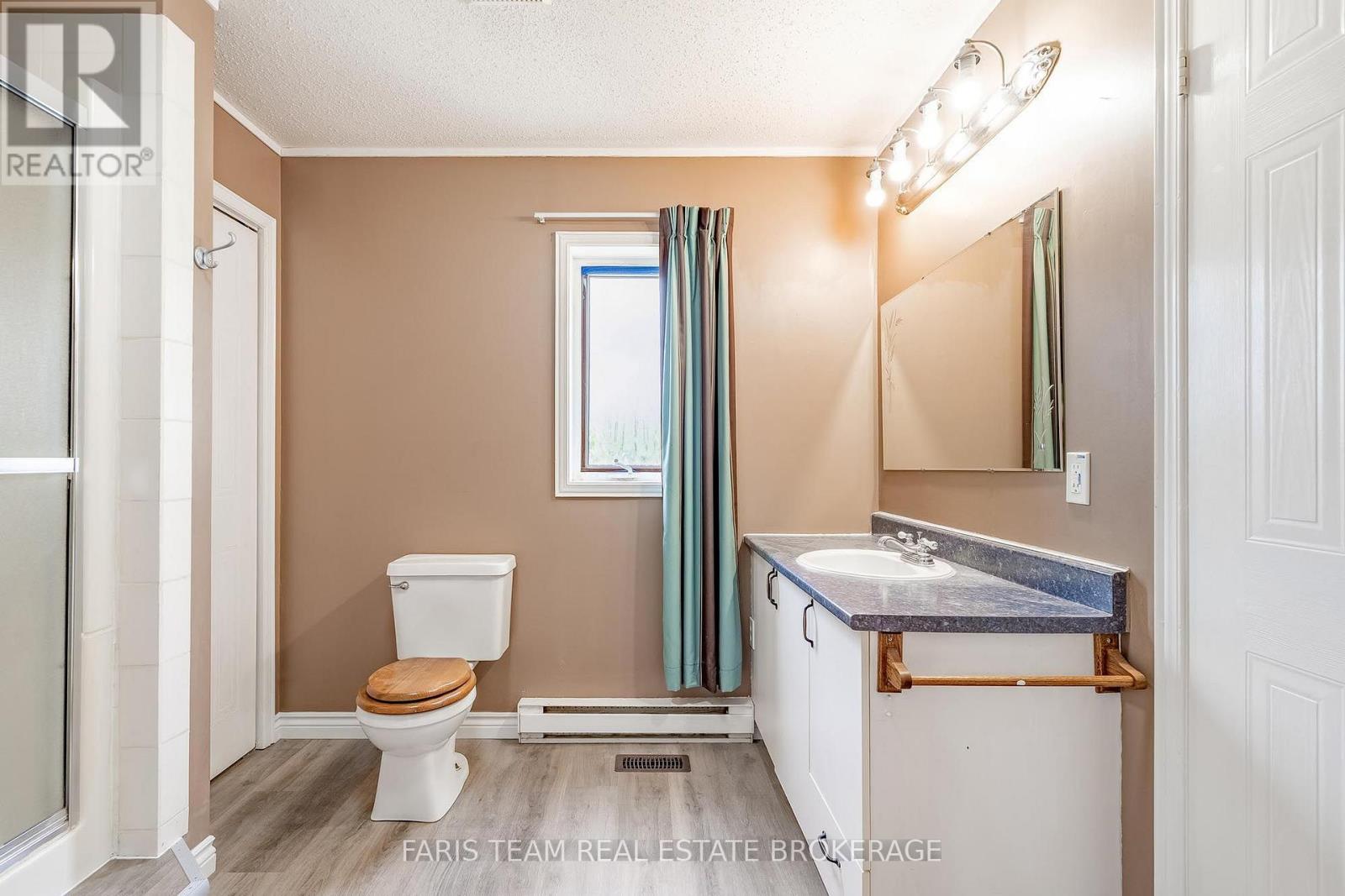 13 SUNRISE CIRCLE - Image 17