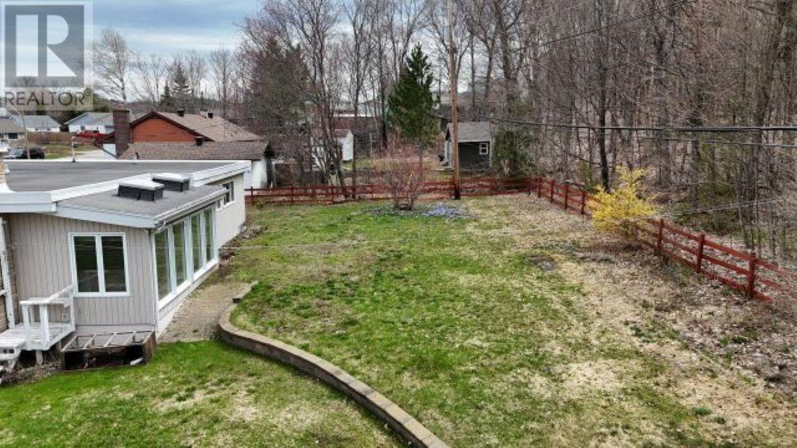 25 Gillanders RD - 7