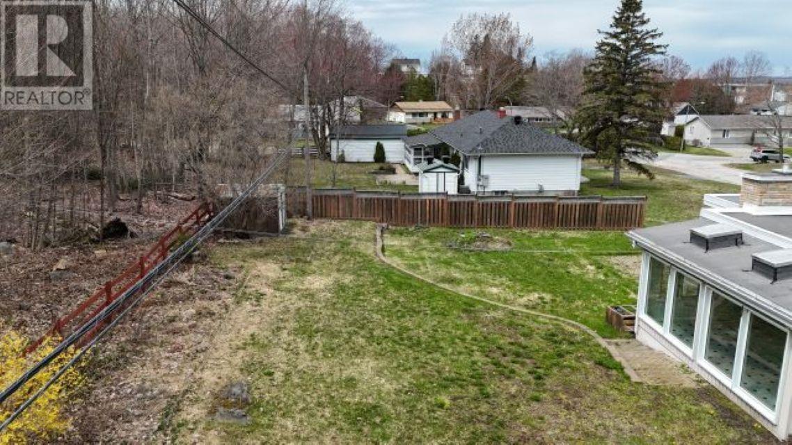 25 Gillanders RD - 8