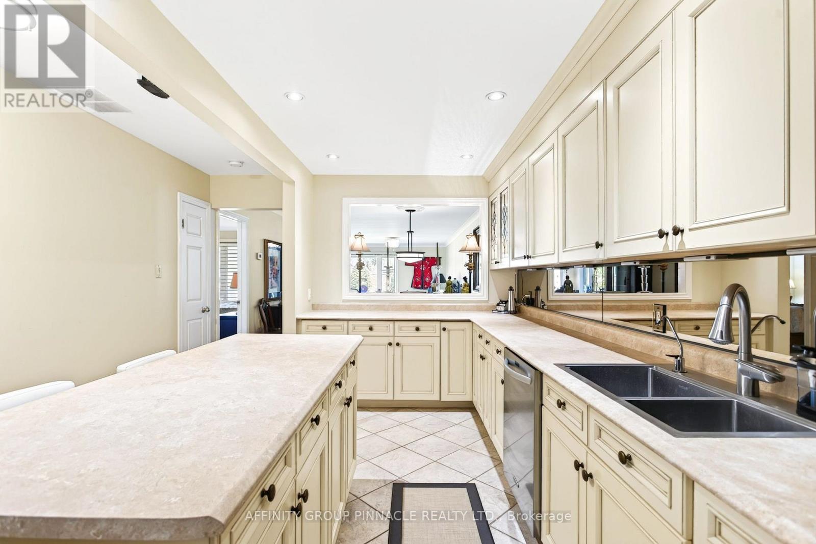 #48 B194 CEDAR BEACH ROAD - 10