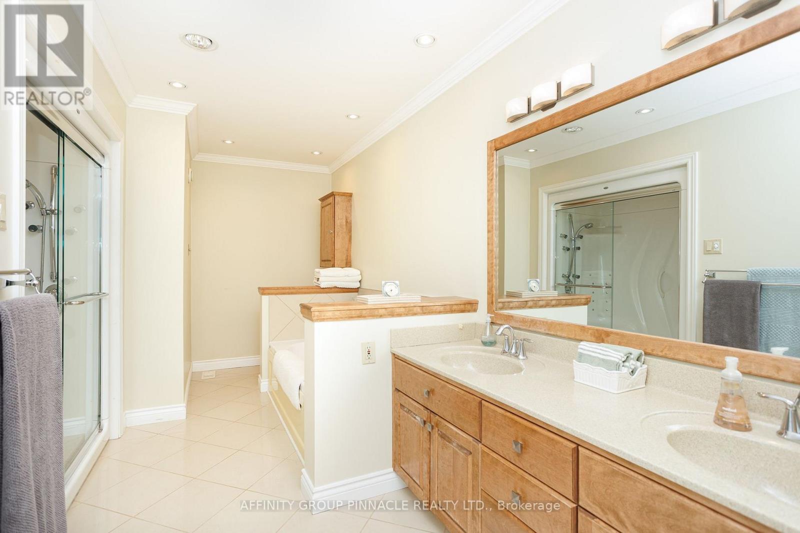 #48 B194 CEDAR BEACH ROAD - 22