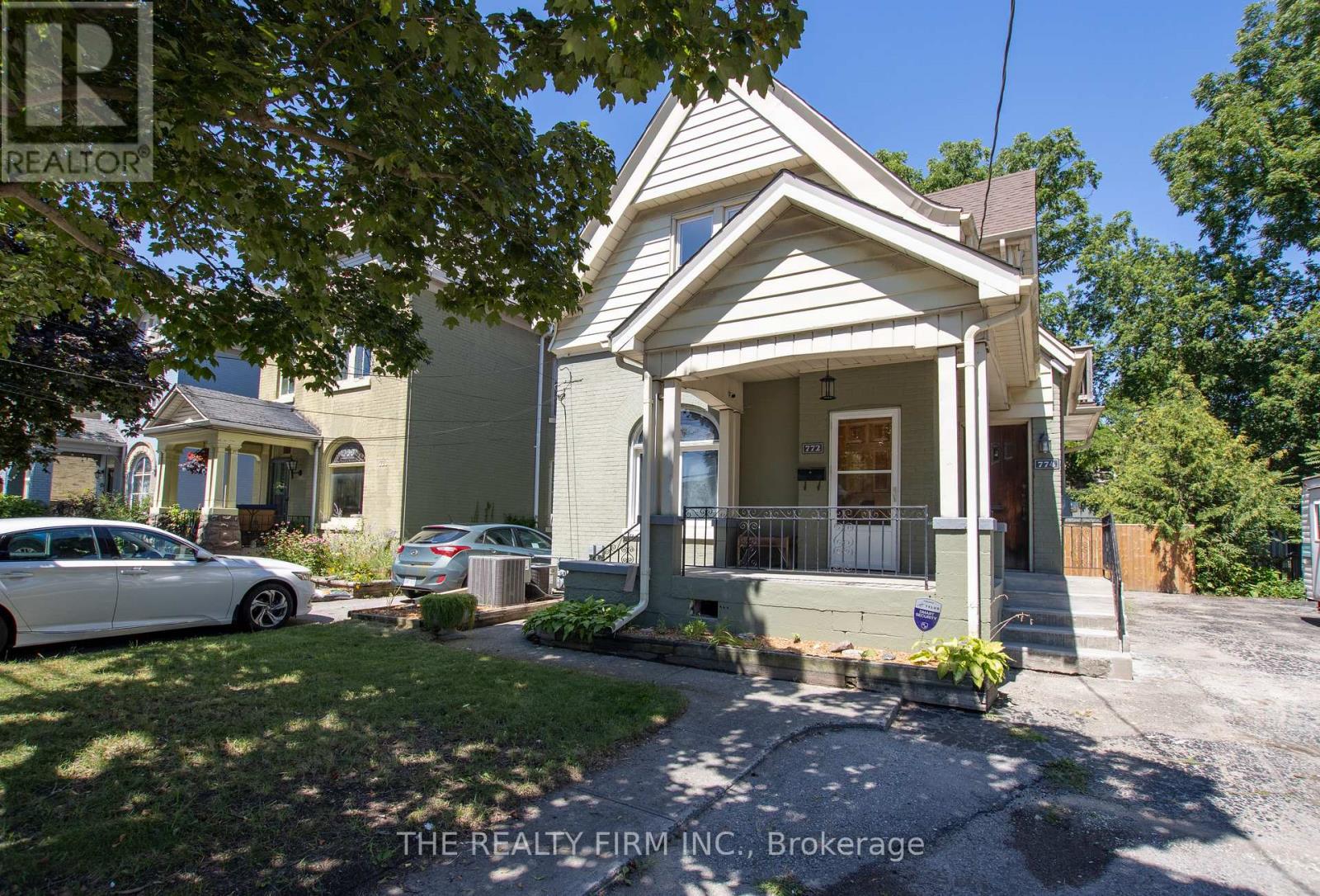 772-774 QUEENS AVENUE - Image 20