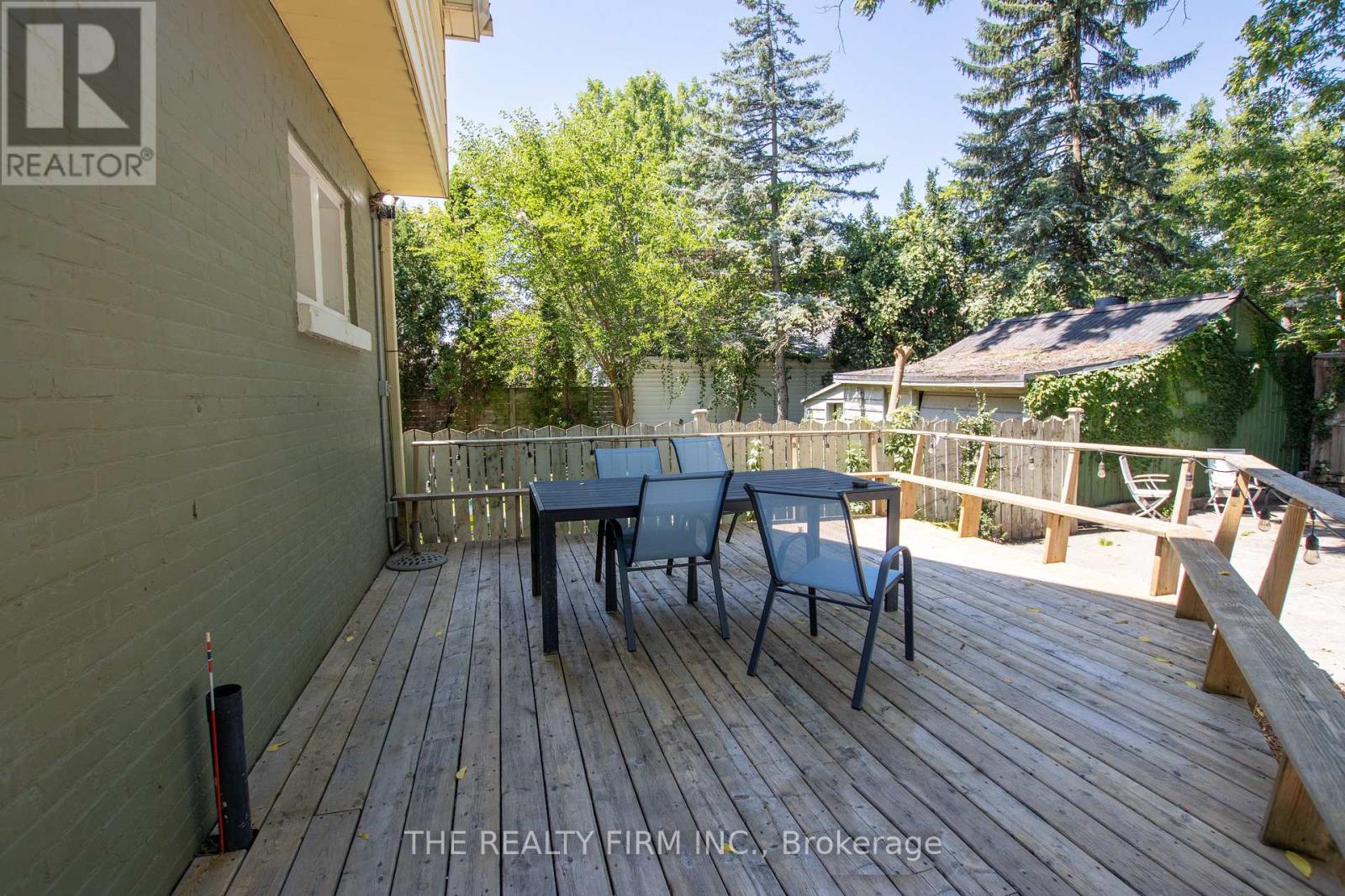 772-774 QUEENS AVENUE - Image 39