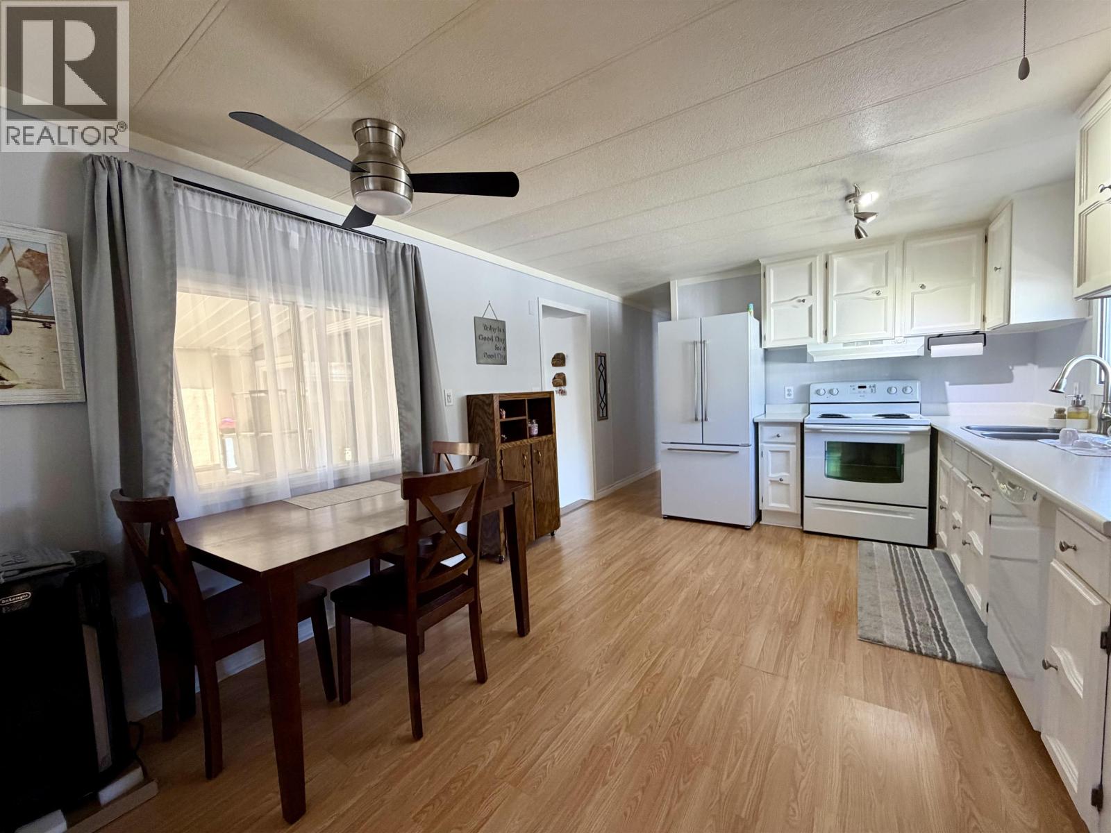#1 3889 MULLER AVENUE - Image 5