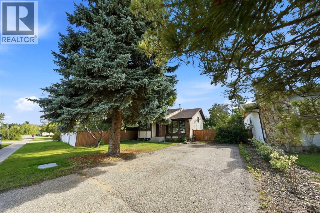 13 Spruce Drive - Image 32