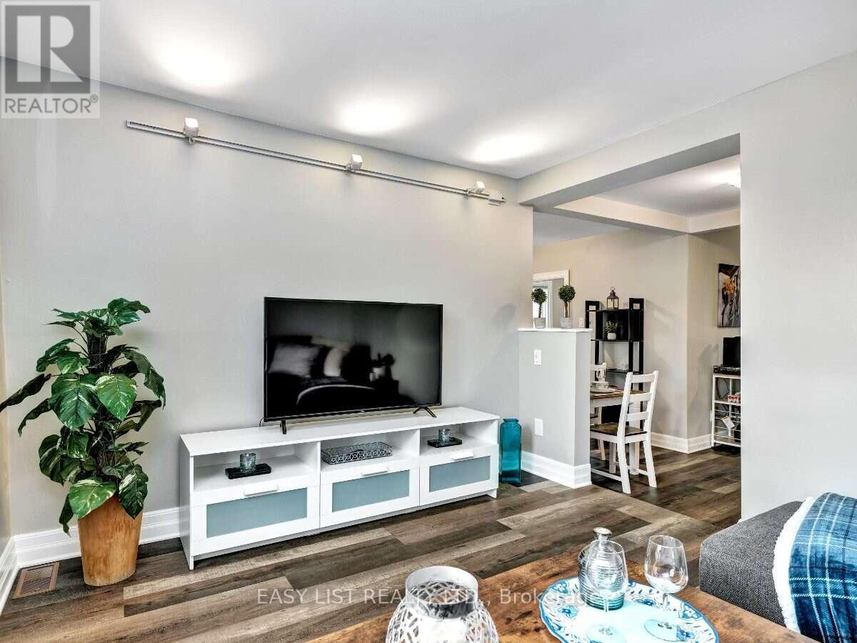 205 MARIER AVENUE - 17