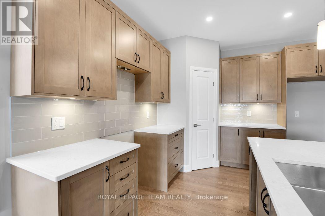 1173 POTTER DRIVE - Image 12