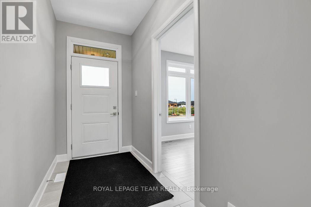1173 POTTER DRIVE - 3