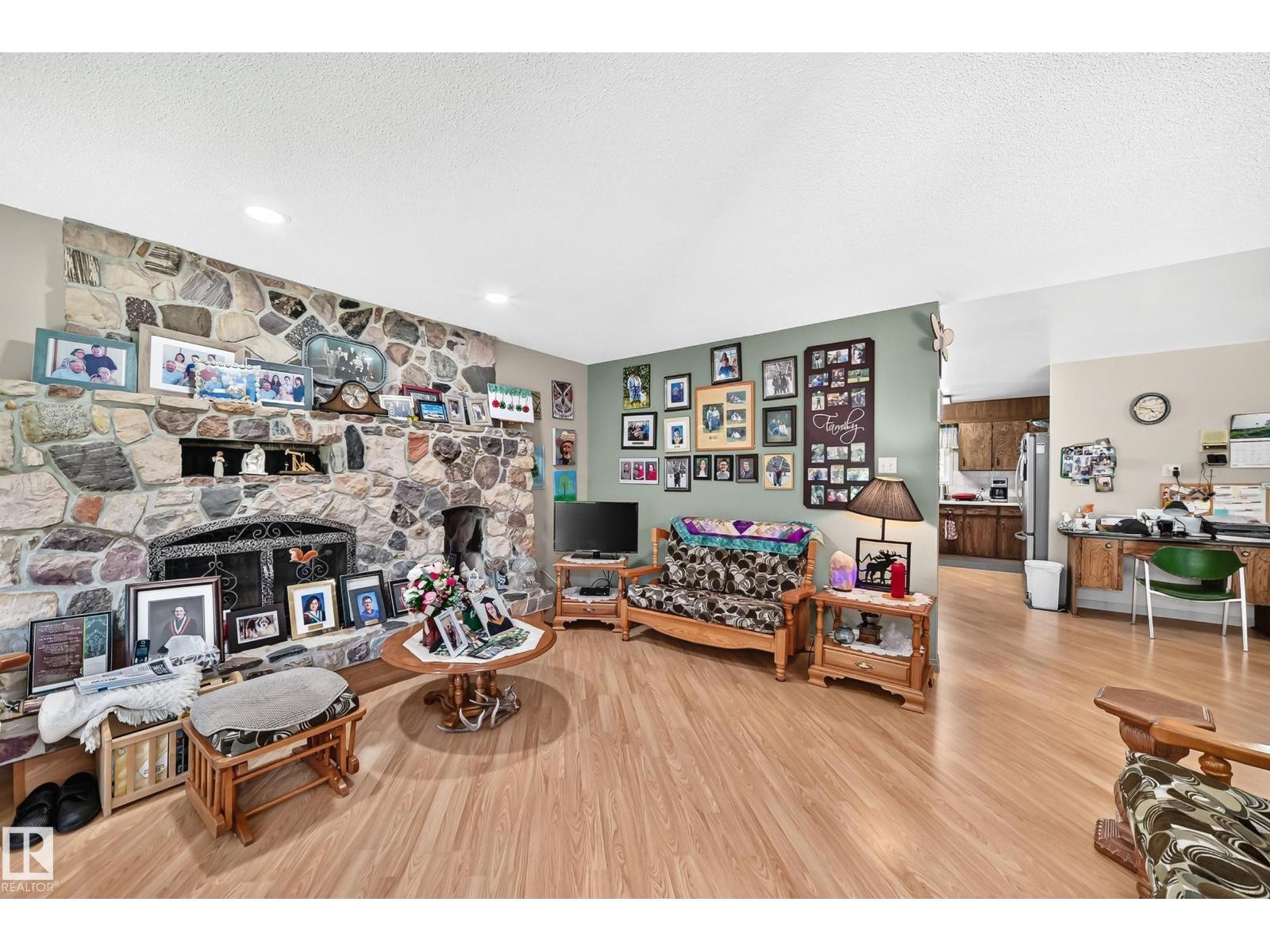 6528 TWP ROAD 492 - Image 9